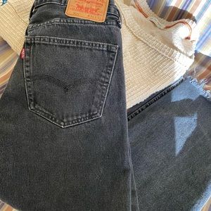 Urban Renewal Black Washed Levi Women’s Jeans